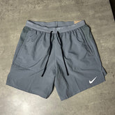 7” FLEX STRIDE SHORTS GREY